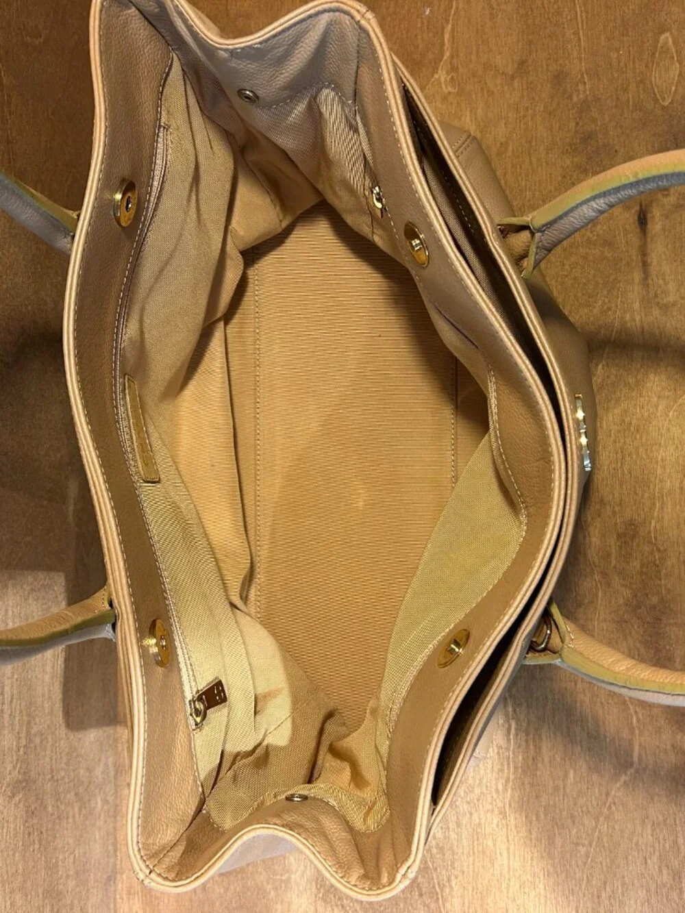 Authentic Chanel Executive Cerf Tote Bag - Tan Caviar Leather (Vintage)